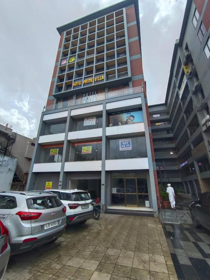 Hotel Prime Villa Gurukul Ahmedabad Bagian luar foto